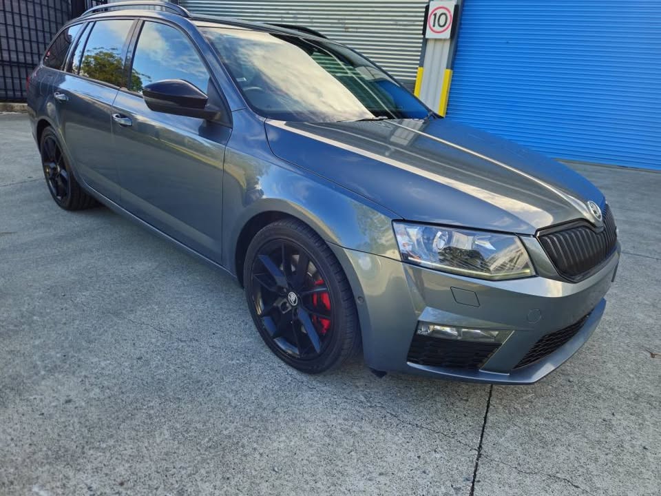 2015 skoda 2.jpg